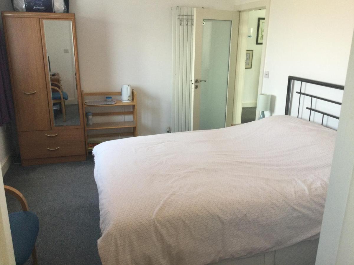Hh Accommodation Millom Bagian luar foto